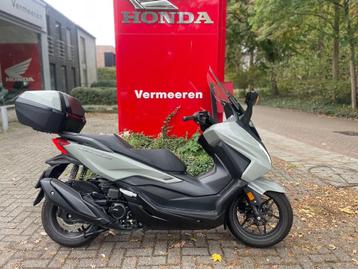 Honda NSS350 Forza (bj 2025) beschikbaar voor biedingen