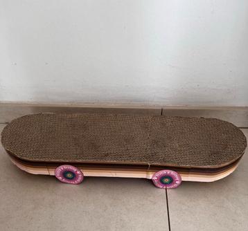 Skateboard Scratch & Destroy - kattenkrabpaal in karton  beschikbaar voor biedingen