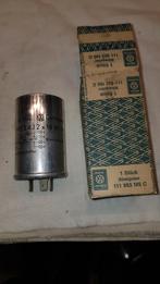 VW Kever of bus tot 1967 NOS Relais 6V - 3 polig 111953185C, Auto-onderdelen, Ophalen of Verzenden, Volkswagen