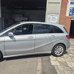 Mercedes b200 cdi boîte automatique 280000 km, Auto's, Mercedes-Benz, Automaat, Euro 5, Achterwielaandrijving, Zwart