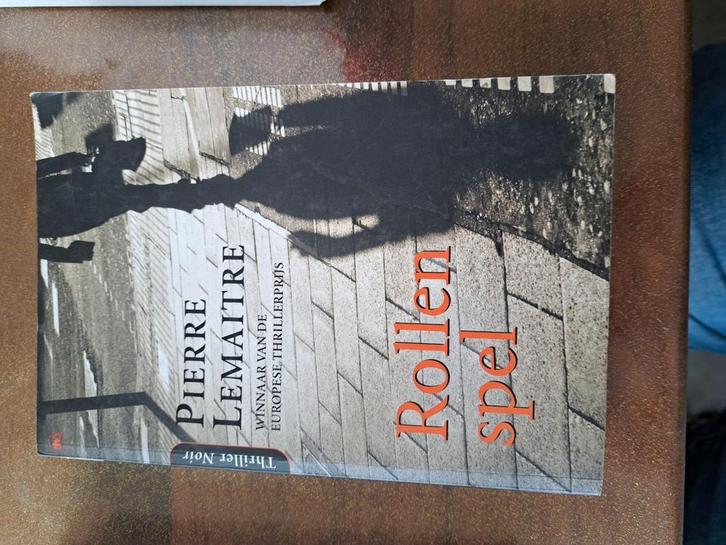 Pierre Lemaitre - Rollenspel, Boeken, Thrillers, Zo goed als nieuw, Ophalen of Verzenden