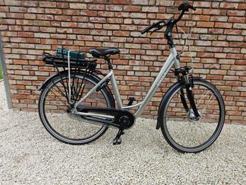 Elecktrische dames fiets nieuwstaat beschikbaar voor biedingen