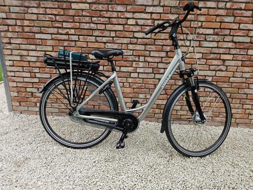 Elecktrische dames fiets nieuwstaat, Fietsen en Brommers, Elektrische fietsen, Zo goed als nieuw, Overige merken, 50 km per accu of meer