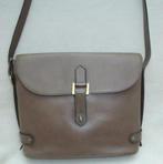 vintage Delvaux schoudertas vison (beige bruin groenig ), Ophalen of Verzenden, Gebruikt, Beige, Handtas