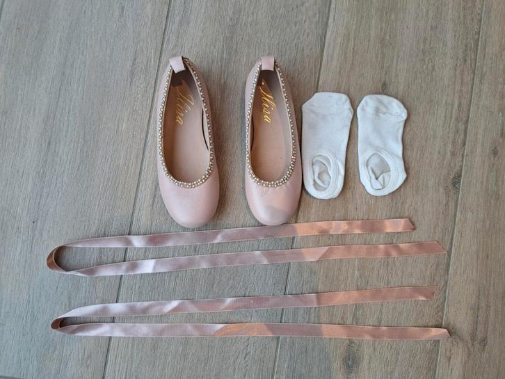 Communie ballerina maat 29  van Ilisa, Diversen, Overige Diversen, Ophalen
