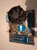 Moederborden en pc cases, Computers en Software, Moederborden, Ophalen, Zo goed als nieuw