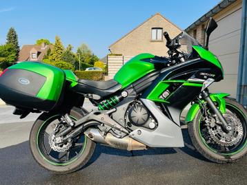Kawasaki ER6F, Plus de 35 kW, 2 cylindres, 650 cm³, Sport