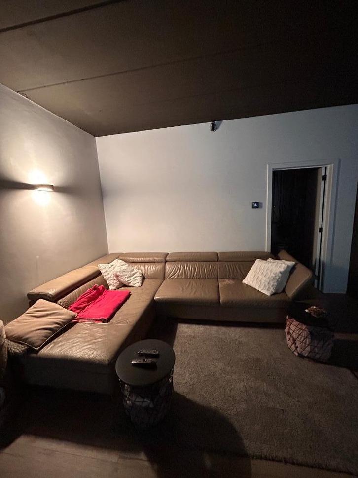 Gratis lederen hoeksalon, Huis en Inrichting, Zetels | Zetels en Chaises Longues, Gebruikt, Vierpersoons of meer, Leer, Ophalen