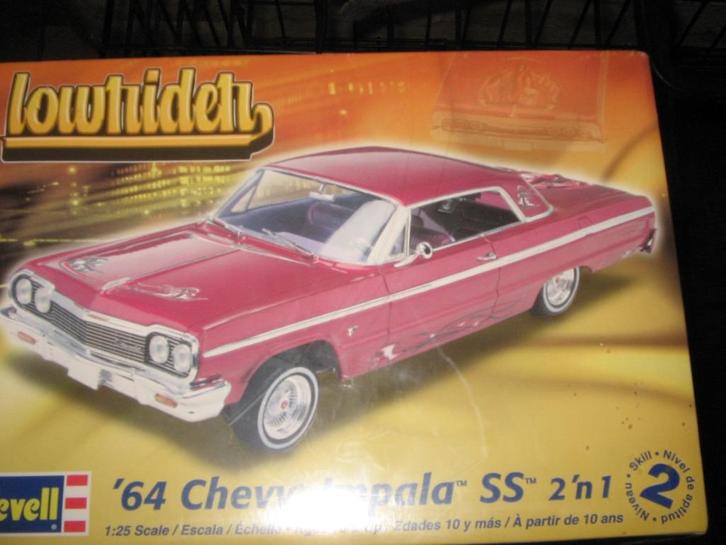bouwdozen van low rider auto's op 1/25, Hobby en Vrije tijd, Modelbouw | Auto's en Voertuigen, Nieuw, Auto, Revell, Ophalen of Verzenden