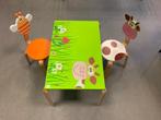 Kindertafel Scratch met 2 stoeltijes, Enfants & Bébés, Chambre d'enfant | Tables & Chaises, Enlèvement, Utilisé