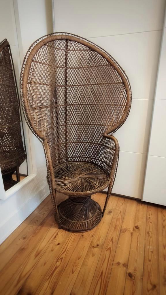 Vintage pauwstoel, Huis en Inrichting, Fauteuils, Ophalen