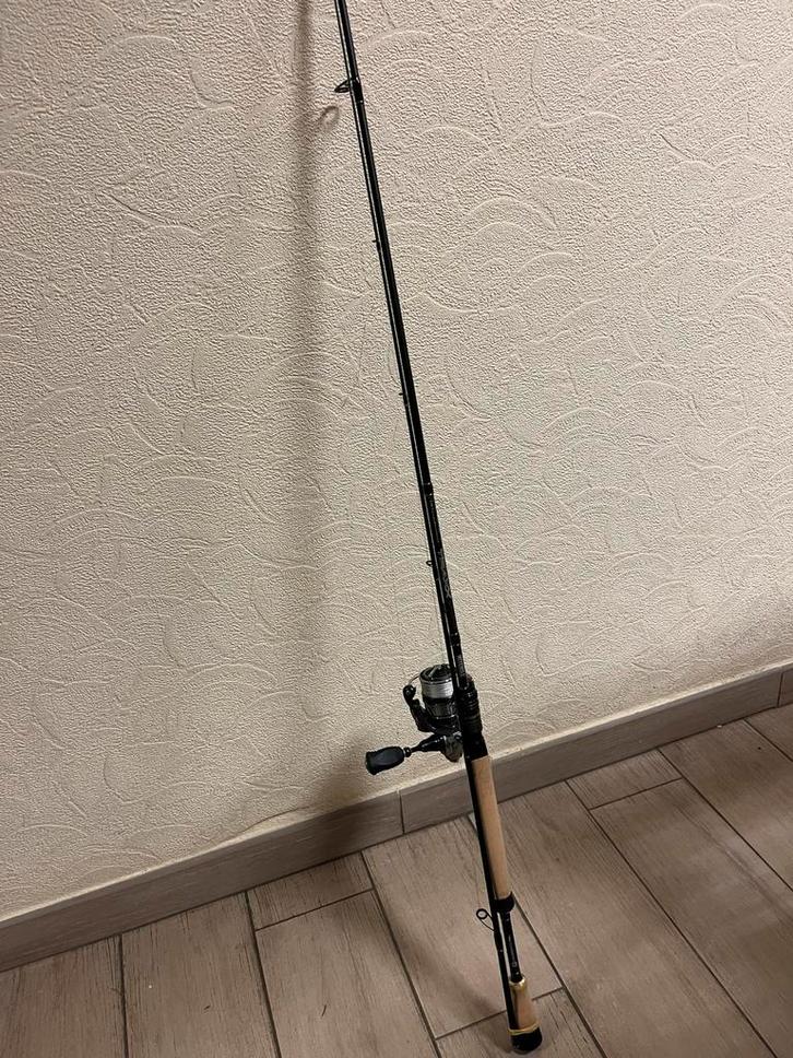 Mitchell traxx mx7 spin hengel, Watersport en Boten, Hengelsport | Roofvissen, Zo goed als nieuw, Molen, Ophalen