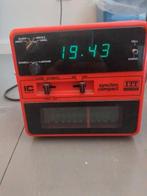 ITT space age radiowekker synchro compact 1977, Elektronische apparatuur, Ophalen of Verzenden