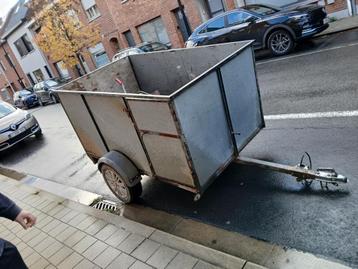 Aanhangwagen 218cm lang 130cm breed beschikbaar voor biedingen