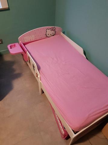 Bed Hello Kitty beschikbaar voor biedingen