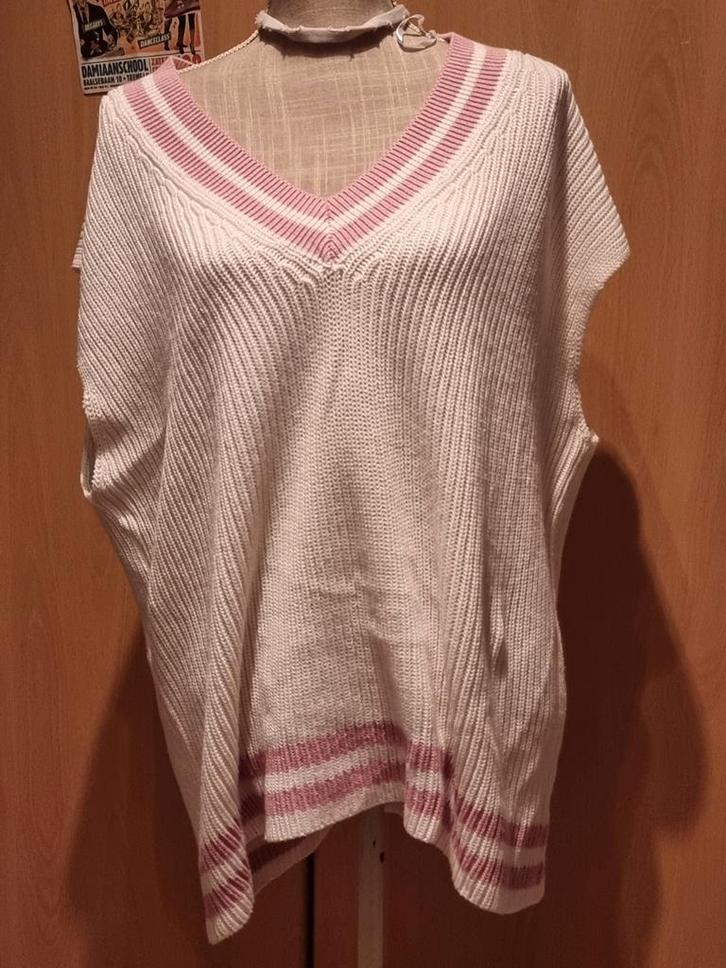 Nieuw nooit gedragen maar wel 1x gewassen voor in de kast de, Kleding | Dames, Topjes, Maat 42/44 (L), Wit, Ophalen of Verzenden