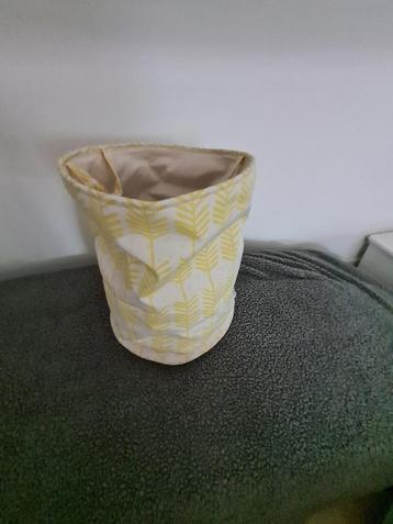 speelgoedmand - opbergmand Roomblush / geel-wit beschikbaar voor biedingen