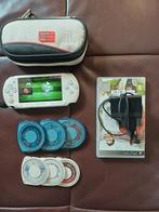 Playstation portable + games + case + charger, Ophalen of Verzenden, Gebruikt