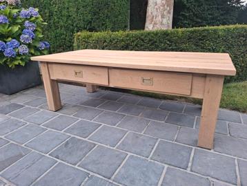 Volledig massief eiken salontafel. Geluchtgomd.  beschikbaar voor biedingen