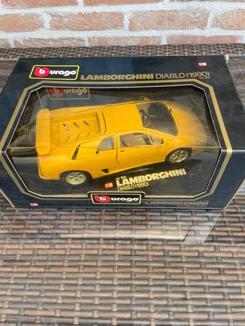 Lamborghini Diablo 1/18 Diecast Car BBurago Yellow beschikbaar voor biedingen
