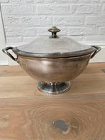 Zilveren soepterrine, Ophalen