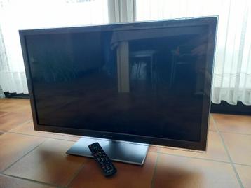 TV 37" Panasonic tx-l37et5e + afstandsbediening  disponible aux enchères