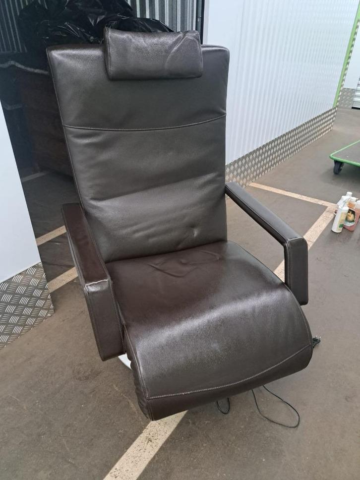 FSM Evolo Fauteuil elektrisch, Huis en Inrichting, Fauteuils, Gebruikt, Leer, 75 tot 100 cm, 75 tot 100 cm, Ophalen