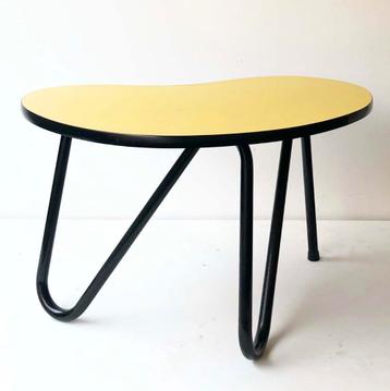 Table Basse Pierre Guariche beschikbaar voor biedingen