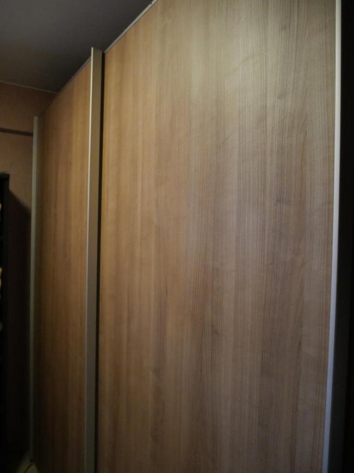 kleerkast, Huis en Inrichting, Kasten | Kleerkasten, Met deur(en), Met plank(en), Met hangruimte, Ophalen