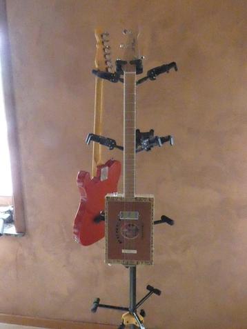 cigar box guitar St Blues, Enlèvement, Comme neuf, Autres types