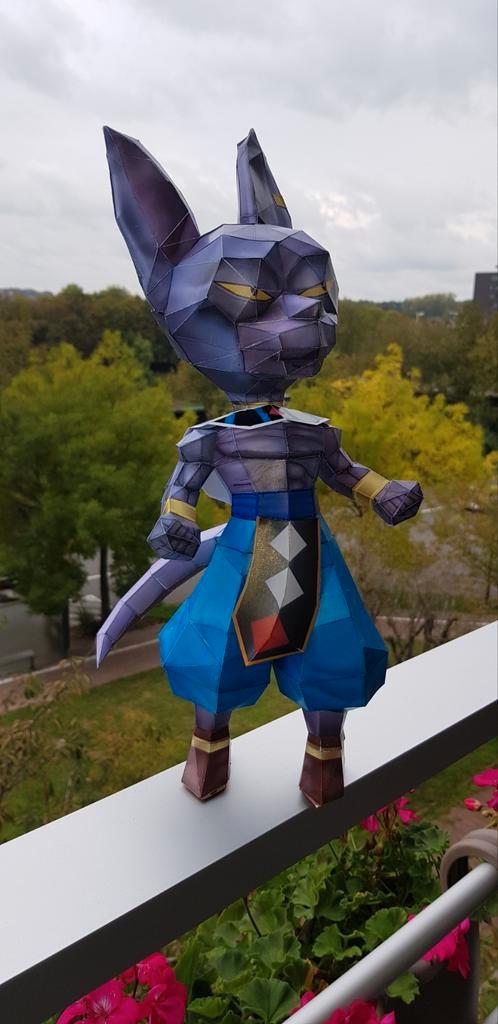 Papercraft dragonball beerus gouden figuren, Hobby en Vrije tijd, Modelbouw | Figuren en Diorama's, Ophalen of Verzenden