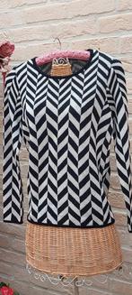 Truitje maat s/m 46cm van oksel tot oksel esprit, Kleding | Dames, Blouses en Tunieken, Zwart, Ophalen of Verzenden, Zo goed als nieuw