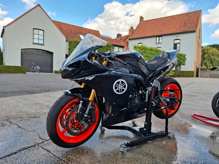 Yamaha R1 crossplane 2012 circuit, Motoren, Motoren | Yamaha, Particulier, Super Sport, meer dan 35 kW, 4 cilinders, ABS, Quickshifter