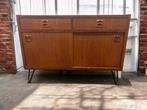 vintage kast / commode  op metalen hairpin poten, Ophalen of Verzenden