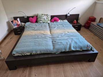 2 persoons bed  beschikbaar voor biedingen