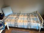 1 persoonsbed met matras, Huis en Inrichting, Slaapkamer | Matrassen en Bedbodems, Ophalen, Zo goed als nieuw, Bedbodem
