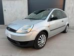 Ford Fiesta 1.3i Ambiente, Auto's, Voorwielaandrijving, Stof, Zwart, Bedrijf