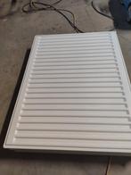 Radiator 80cm +  vlakke plaat bij indien gewenst., Ophalen, Zo goed als nieuw, Radiator