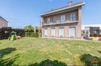 Villa te koop in Lievegem. 3 slpk, 2 bdkm, Immo, 302 m², Lievegem, Provincie Oost-Vlaanderen, 500 tot 1000 m²