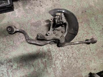 Fusee rechts met draagarmen BMW 5 serie E39 535 i 540i M5  3 beschikbaar voor biedingen