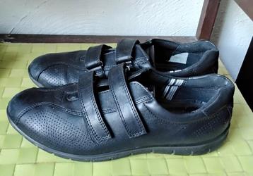 ECCO zwarte schoenen/sneakers maat 39+1 gratis Donnay beschikbaar voor biedingen