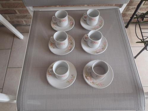 1 lot de 6 mini tasses et sous-tasses, Maison & Meubles, Cuisine | Vaisselle, Utilisé, Tasse(s) et/ou soucoupe(s), Enlèvement ou Envoi