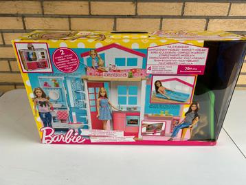 Barbie huis met 2 verdiepingen, Kinderen en Baby's, Speelgoed | Poppenhuizen, Ophalen, Zo goed als nieuw