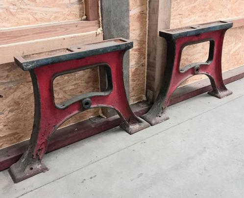 Zware gietijzeren machine steunen, Doe-het-zelf en Bouw, Overige Doe-Het-Zelf en Bouw, Gebruikt, Ophalen