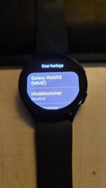 watch 5 beschikbaar voor biedingen