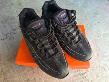 Nike Air Max 95, noir, taille 43, usé beschikbaar voor biedingen