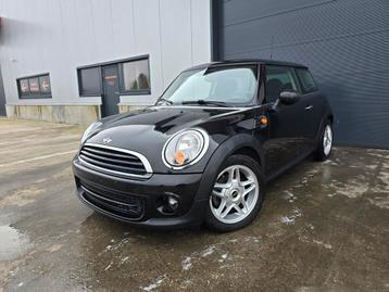 Mini cooper one 1.6 benzine 107.000km garantie en keuring, Autos, Mini, Achat, Ordinateur de bord, Entreprise, Boîte manuelle