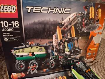 Lego Technic Forest Machine 42080 beschikbaar voor biedingen