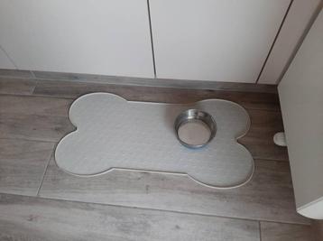 siliconen placemat voor honden beschikbaar voor biedingen