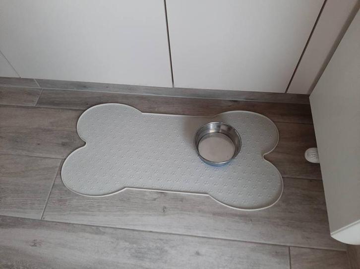 siliconen placemat voor honden, Dieren en Toebehoren, Hondenvoerbakken en Drinkbakken, Zo goed als nieuw, Ophalen of Verzenden
